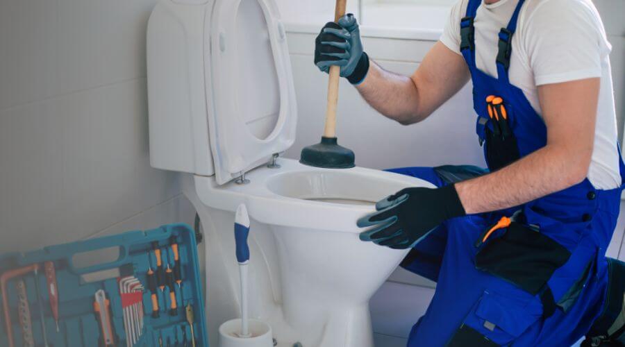 Expert burst pipe repair services in Richfield, OH